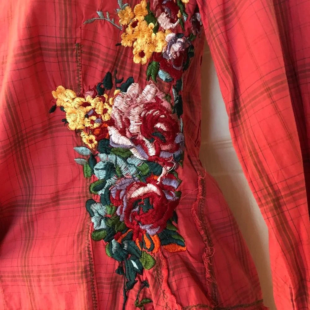 Johnny Was - 3J Workshop “Fairy Tales” Embellished Embroidered Button Shirt S_5